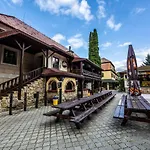 Lovecky Zamecek Buchlovice