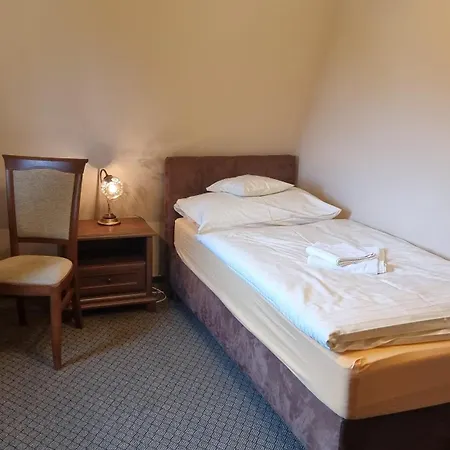Hotel Lovecky Zamecek Buchlovice