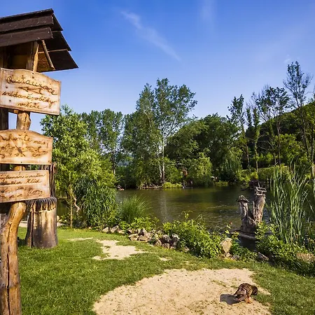 Hotell Lovecky Zamecek 3*
