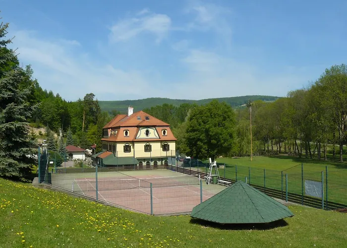 Lovecky Zamecek Hotel 3*